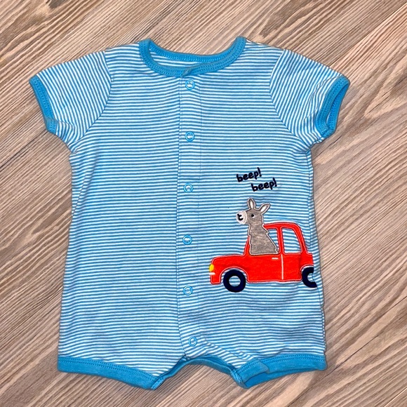 ⭐️Carters 3 Month Romper - Picture 1 of 3